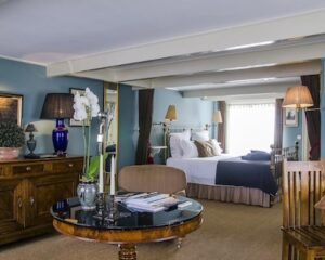 Hotel Seven One Seven